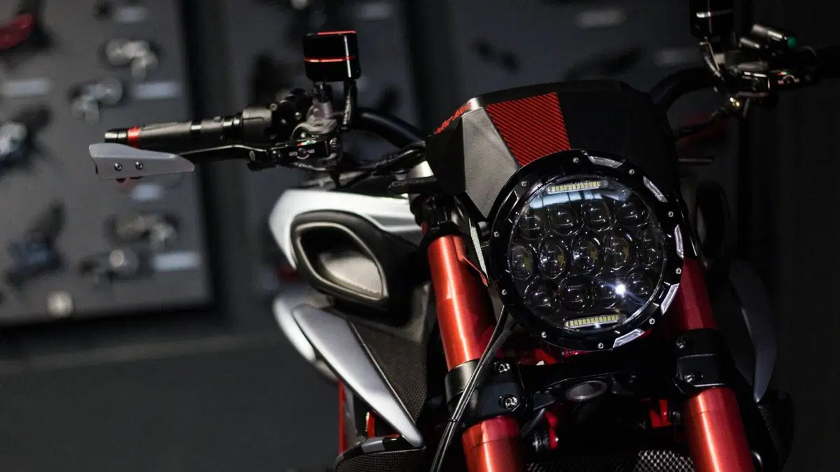 MV Agusta Brutale 800 EAS ABS (2016 - 19)  (7)