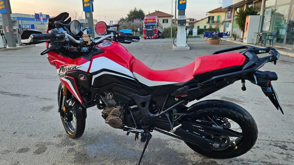 Honda Africa Twin CRF 1000L (2018 - 19)  (2)