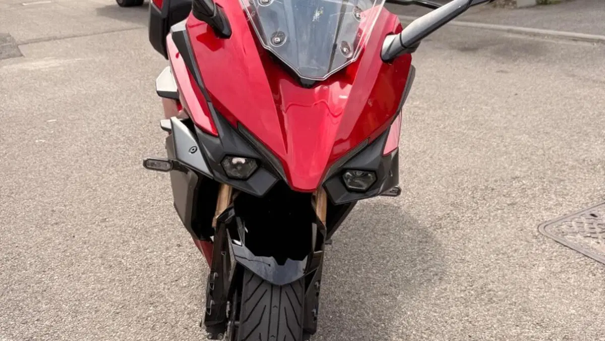 Suzuki GSX-S1000GT (2025 - 26)  (3)