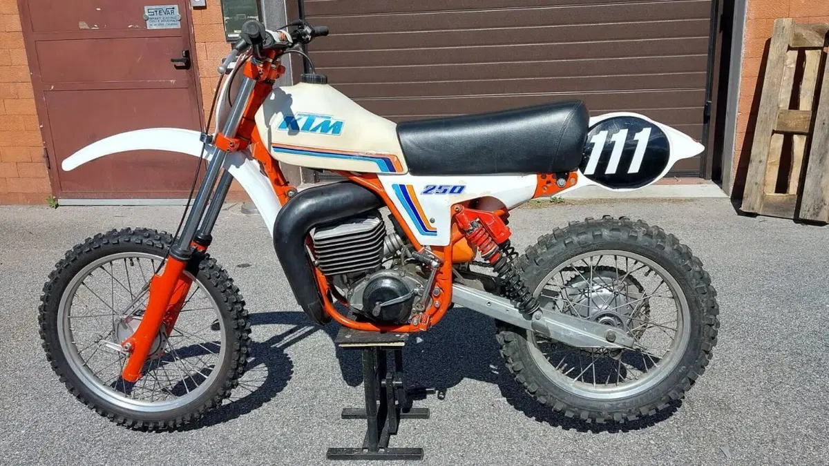 KTM  