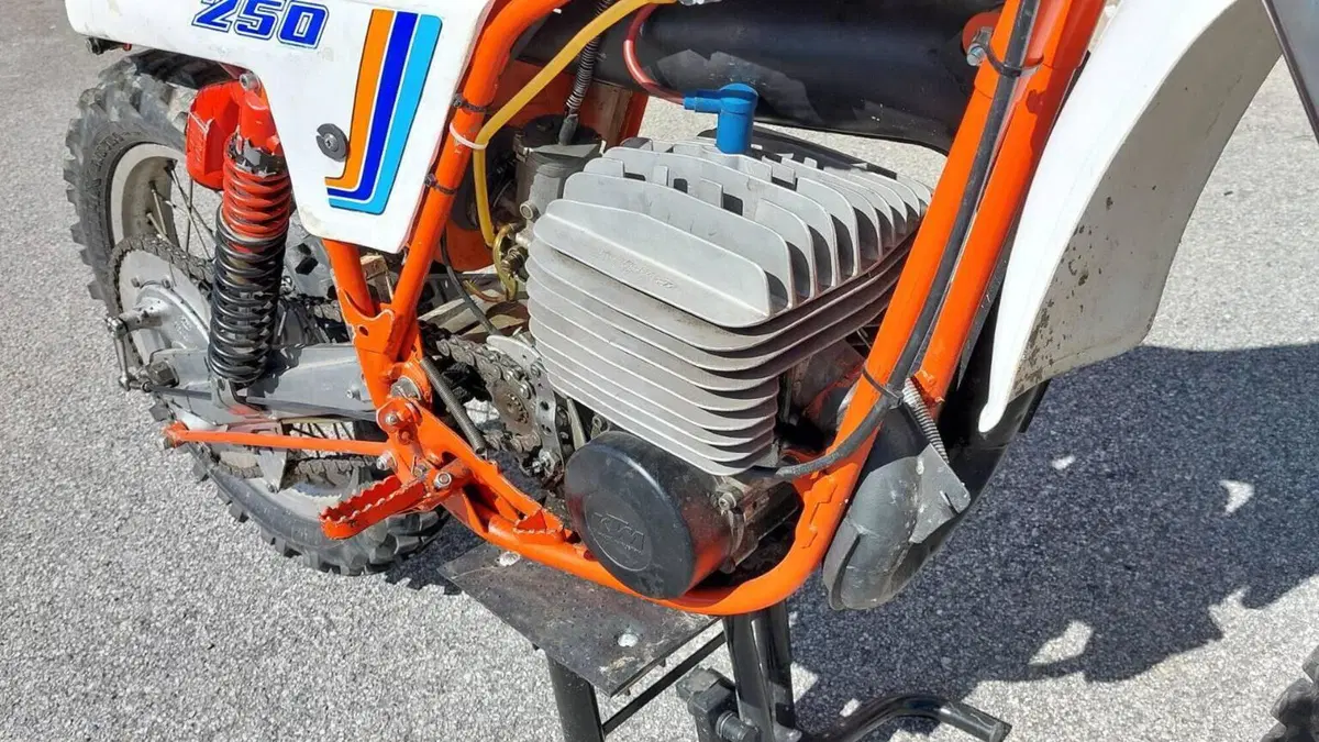 KTM   (6)