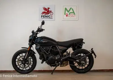 Ducati Scrambler 800 Icon Dark (2025 - 26) - Annuncio 10113628