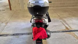 Kymco Agility 200i R16 (2008 - 16)  (5)