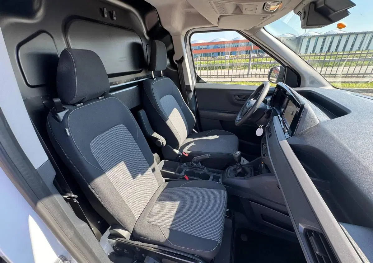 Ford Transit Courier Furgone 1.5 ecoblue 100cv Trend (14)