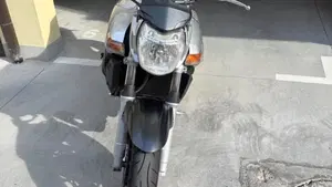 Suzuki GSR 600 (2006 - 11)  (2)