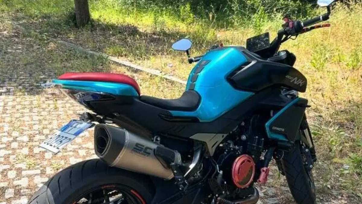 CFMOTO 800NK Advanced (2023 - 26) 