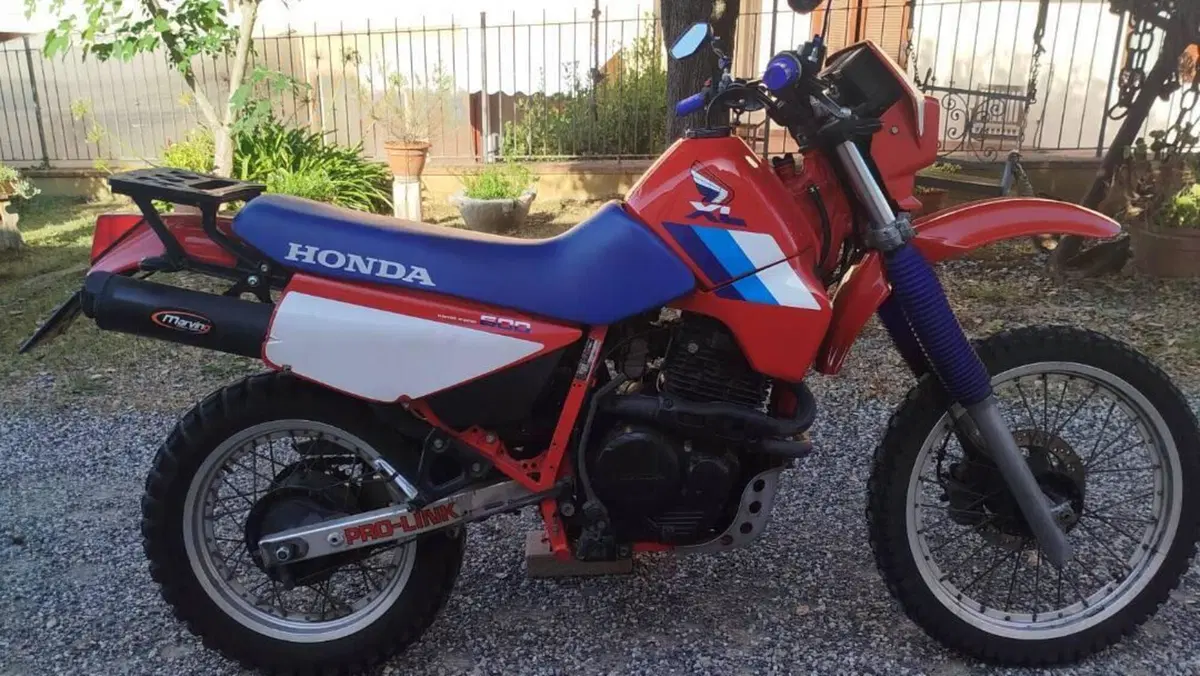 Honda   (6)