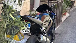Suzuki GSX R 750 (2004 - 05)  (3)