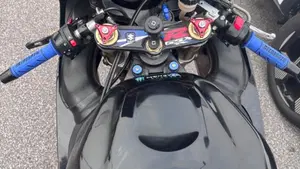 Suzuki GSX R 750 (2004 - 05)  (5)