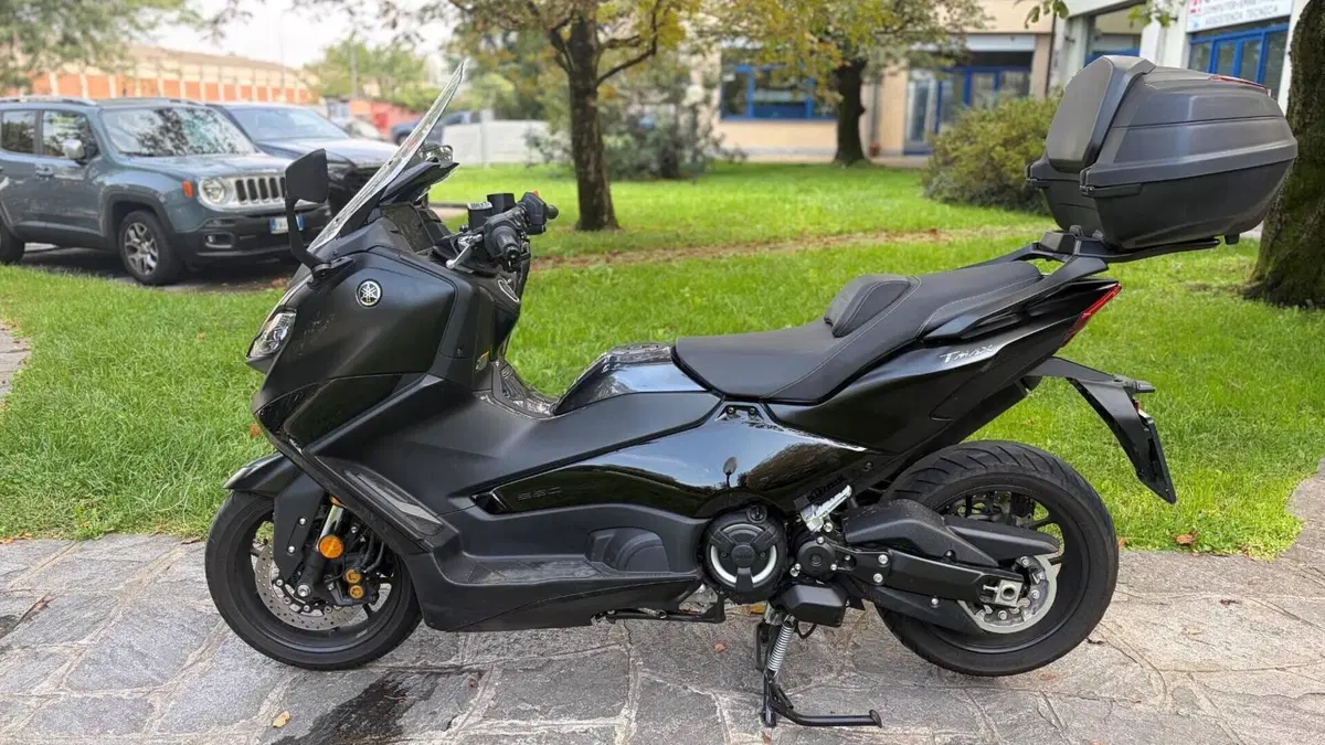 Yamaha T-Max 560 (2022 - 24) 