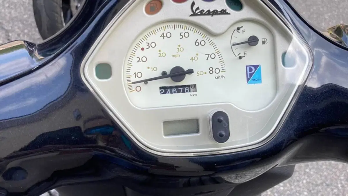 Vespa LX 50 4T (2009 - 14)  (4)