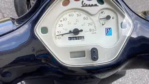 Vespa LX 50 4T (2009 - 14)  (4)