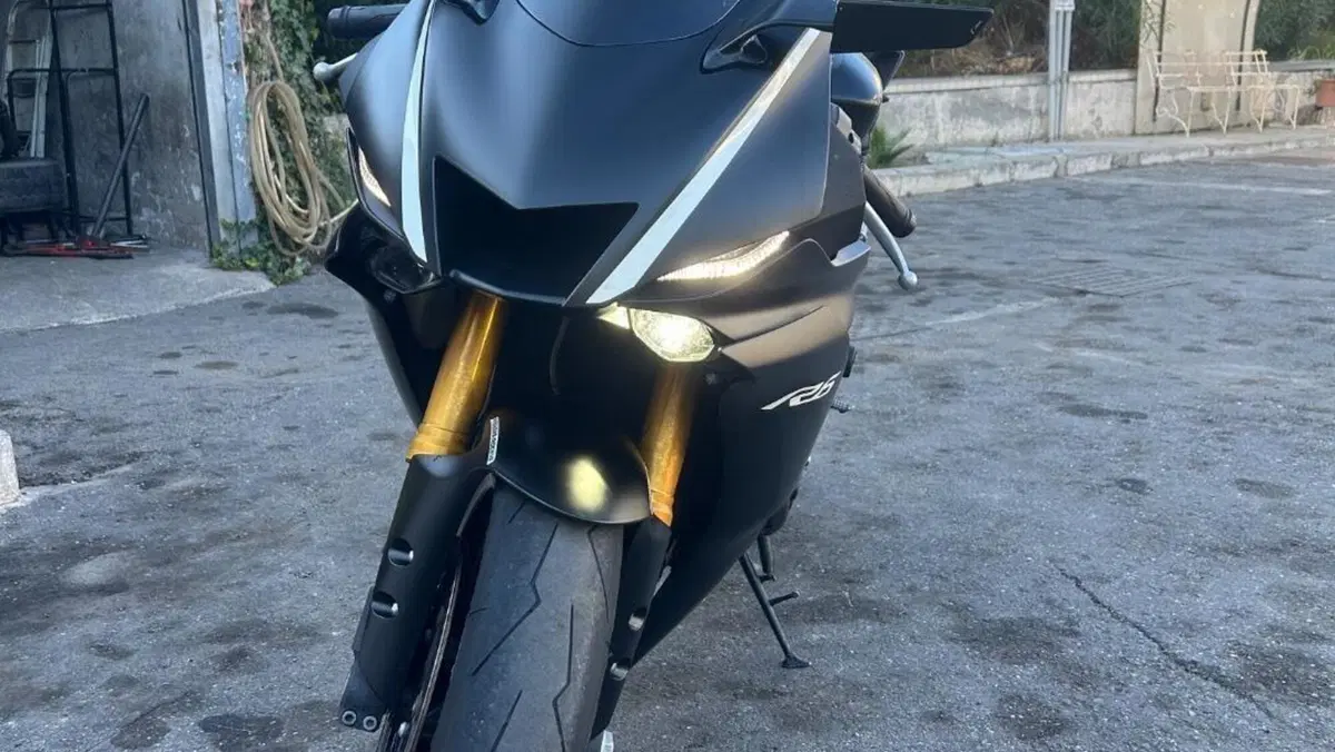 Yamaha YZF R6 (2017 - 20)  (3)