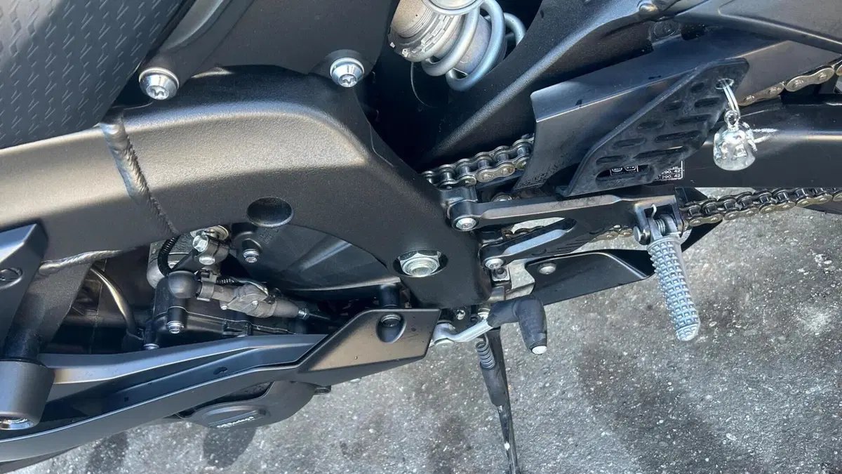 Yamaha YZF R6 (2017 - 20)  (10)