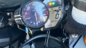 Yamaha YZF R6 (2017 - 20)  (11)
