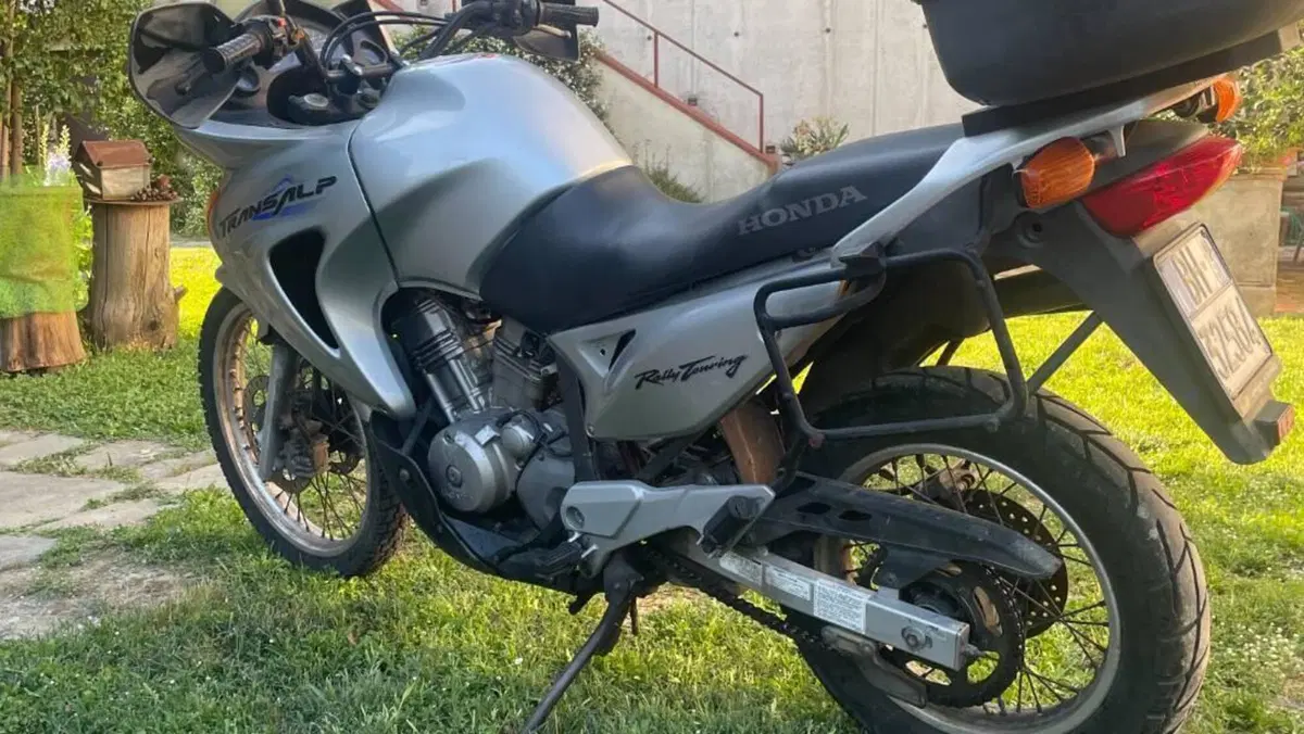 Honda Transalp XL 650V (2000 - 04)  (7)