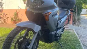 Honda Transalp XL 650V (2000 - 04)  (2)