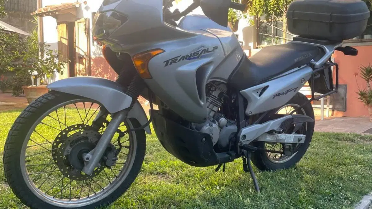Honda Transalp XL 650V (2000 - 04) 