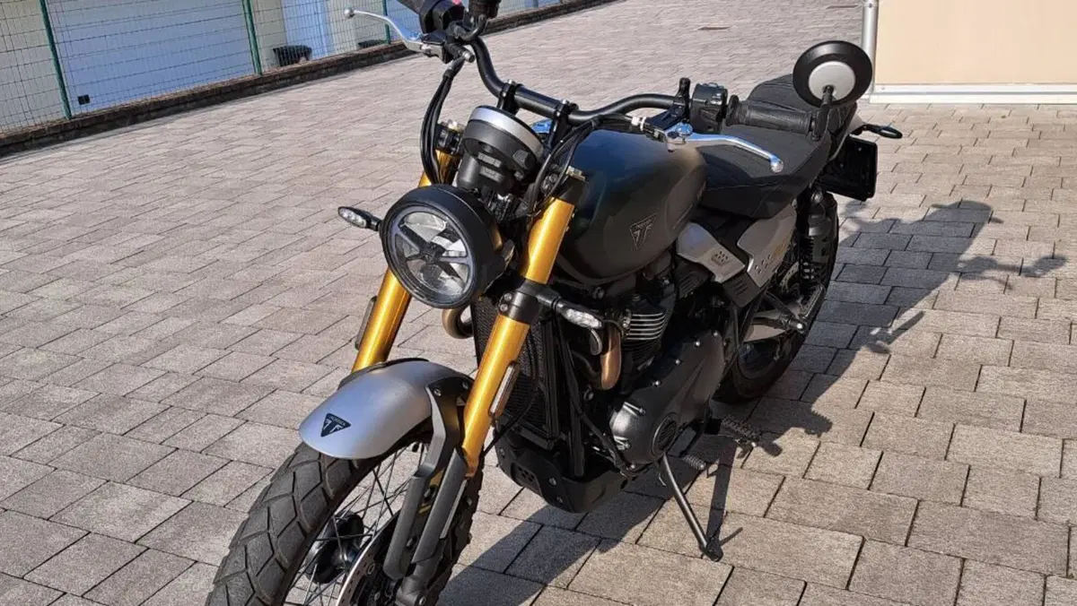 Triumph Scrambler 900 (2026)  (4)