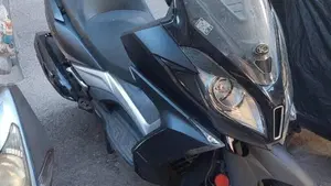 Kymco Downtown 350i TCS (2021 - 25)  (2)