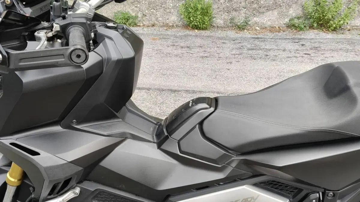 Honda X-ADV 750 DCT Gravel (2021 - 24)  (8)