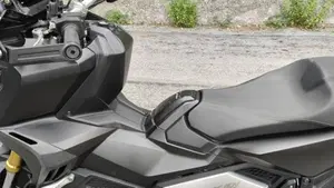 Honda X-ADV 750 DCT Gravel (2021 - 24)  (8)