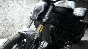 Benelli 502 C (2021 - 25) 