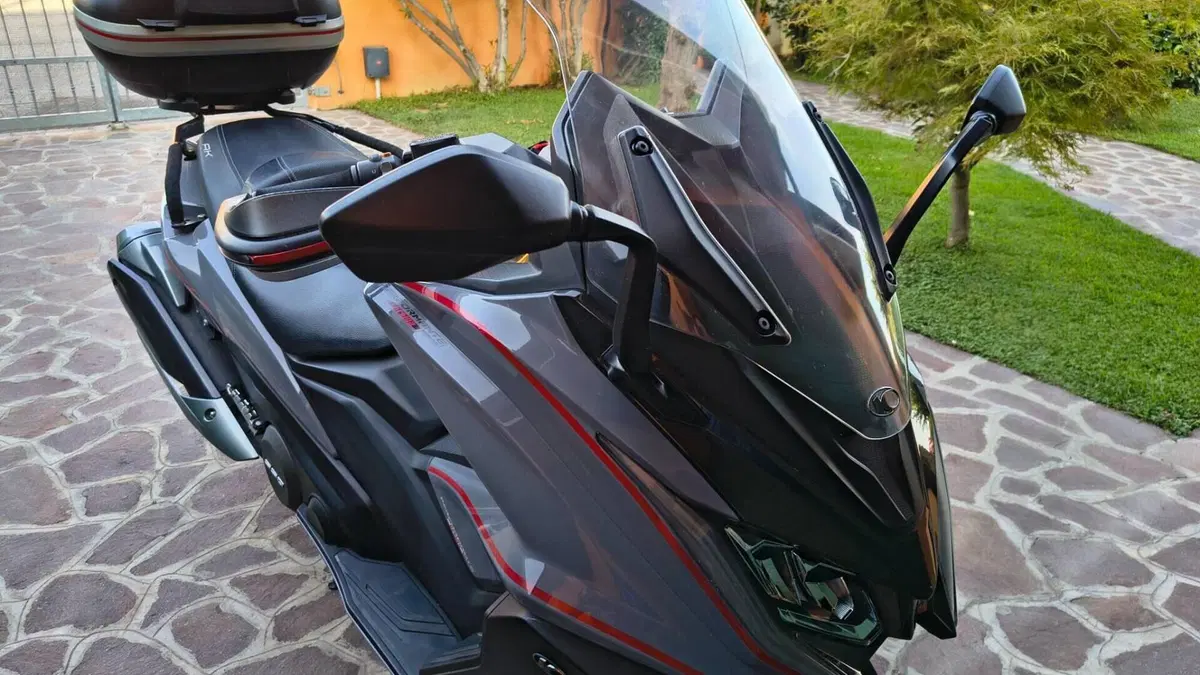Kymco AK 550 (2017 - 19)  (6)