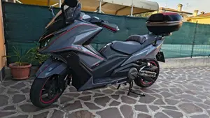 Kymco AK 550 (2017 - 19)  (9)