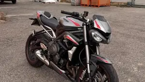 Triumph Street Triple RS (2020 - 22) 