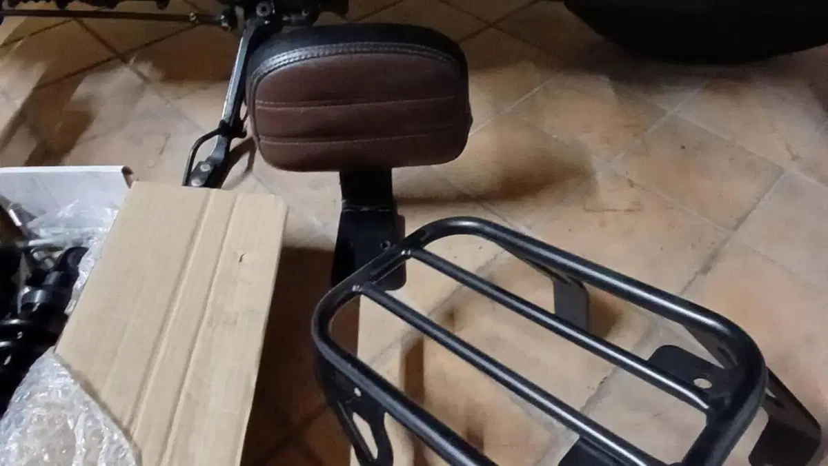 Indian Scout 1133 Bobber (2018 - 20)  (10)