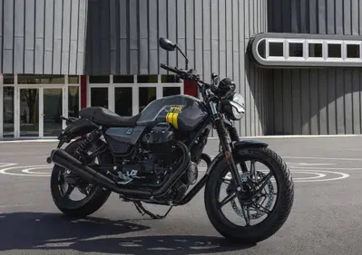 Moto Guzzi V7 Stone (2025 - 26) - Annuncio 10123871