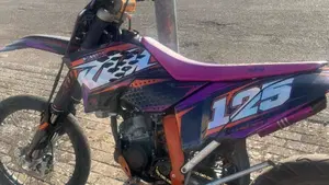 KTM 125 EXC (2010)  (2)