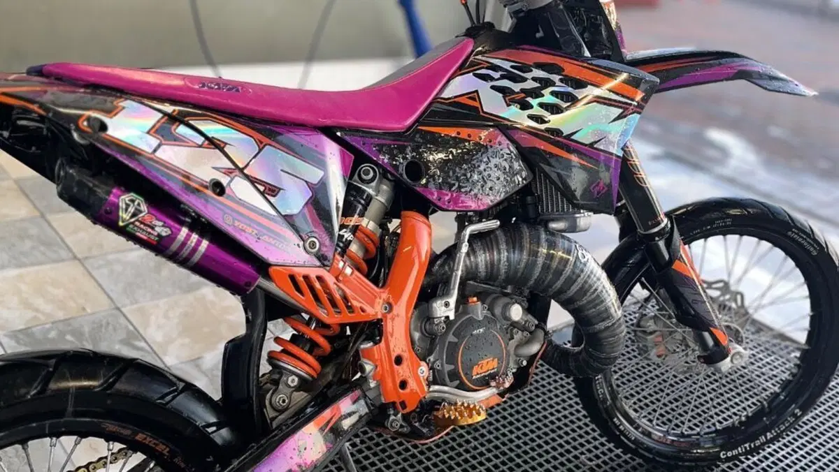 KTM 125 EXC (2010)  (5)
