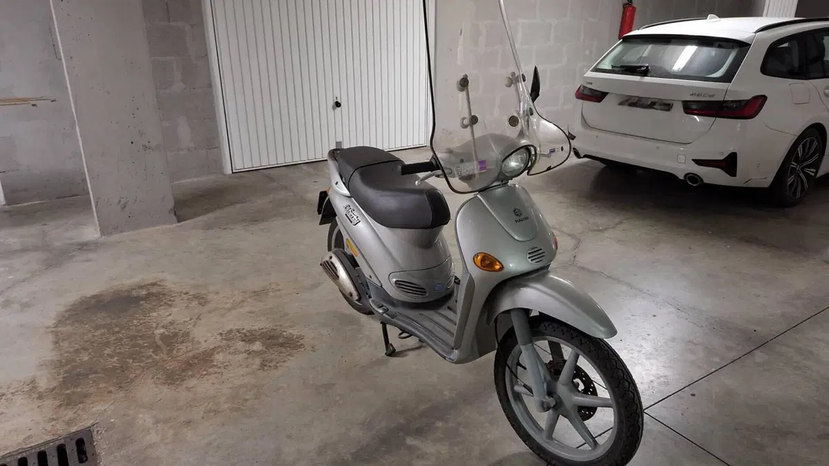 Piaggio Liberty 50 4T (2002 - 03)  (4)