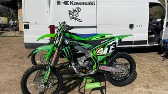 Kawasaki KX450F (2023) usata