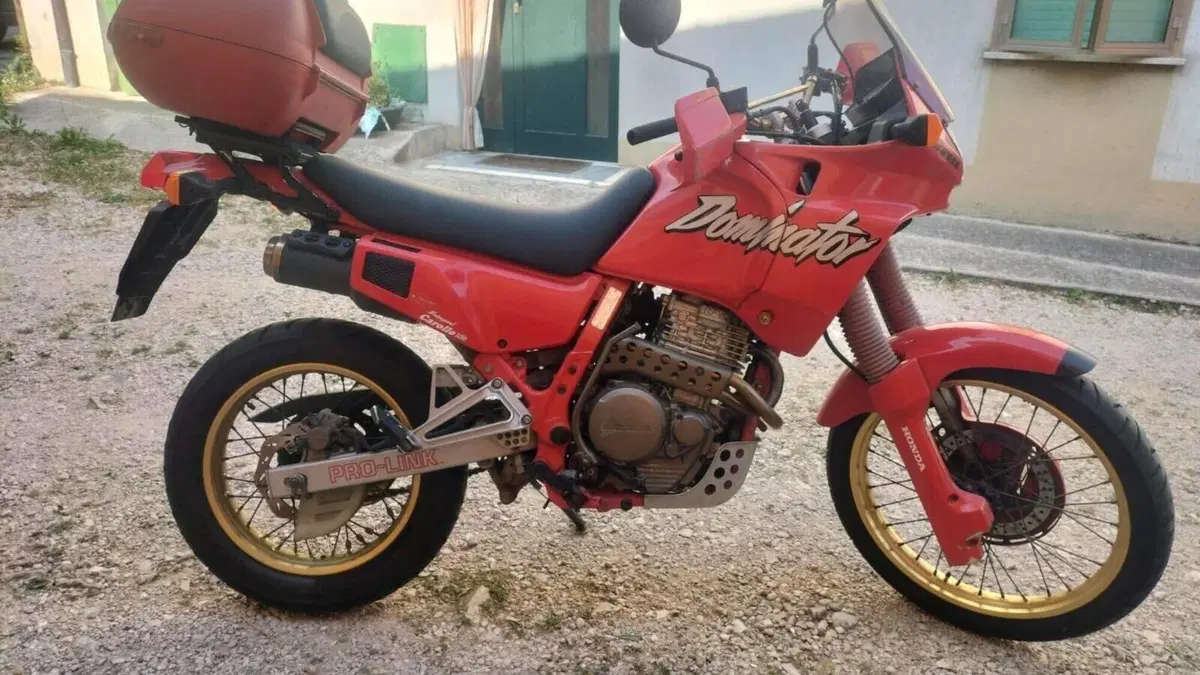 Honda  