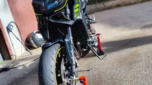 Yamaha MT-09 (2017 - 20)  (4)
