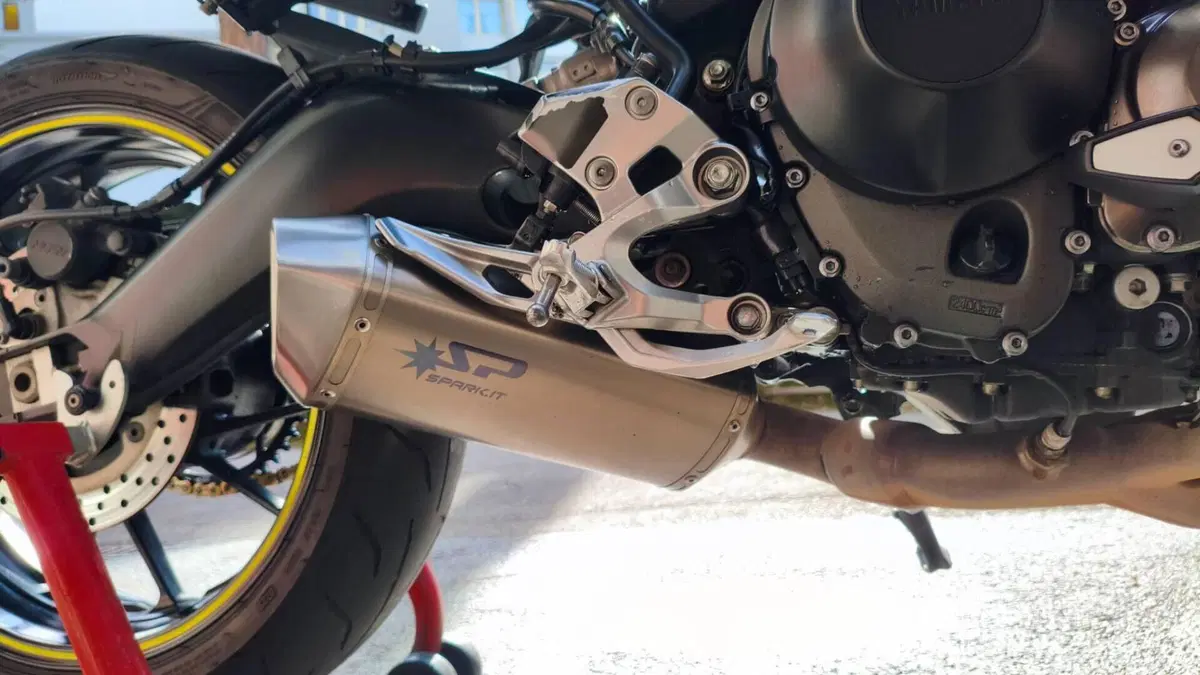 Yamaha MT-09 (2017 - 20)  (6)
