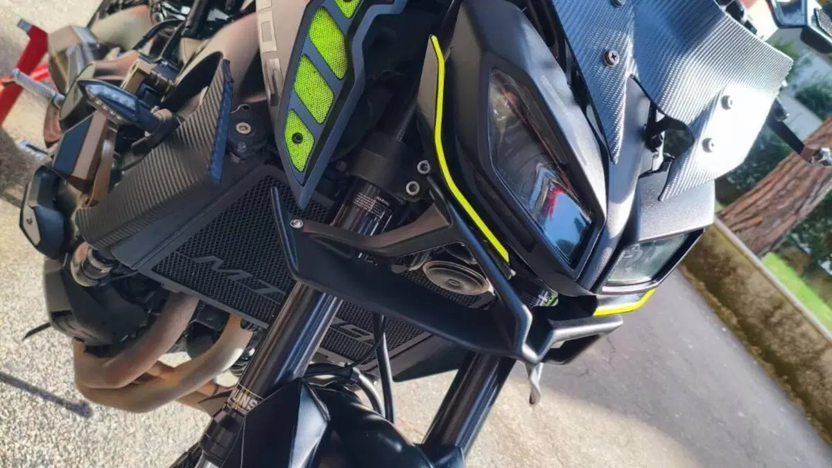 Yamaha MT-09 (2017 - 20)  (7)