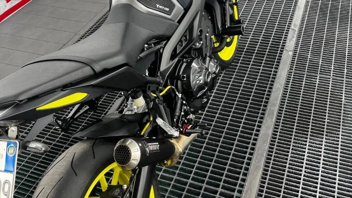 Yamaha MT-09 (2017 - 20)  (5)