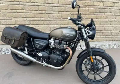 Triumph Street Twin 900 (2021 - 22) - Annuncio 10123955