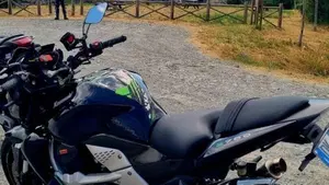 Kawasaki Z 750 (2007 - 14)  (2)