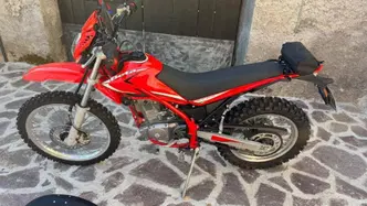 Betamotor Alp 200 (2018 - 20) usata