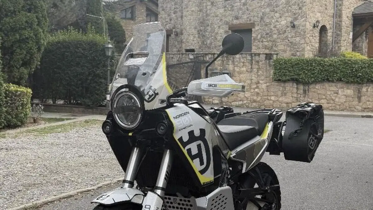 Husqvarna Norden 901 Expedition (2023 - 24)  (4)