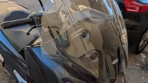 Piaggio MP3 530 Hpe Exclusive (2025 - 26)  (4)