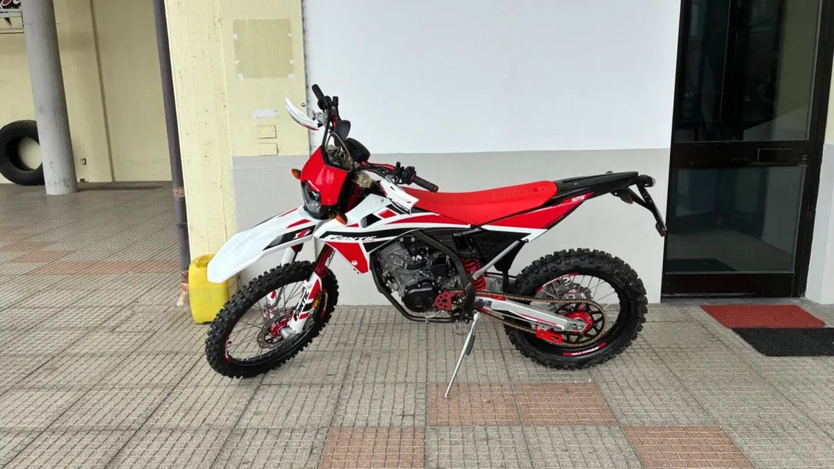 Fantic Motor XEF 125 Competition (2023 - 24)  (5)