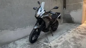 Moto Morini X-Cape 650 (2021 - 26)  (3)