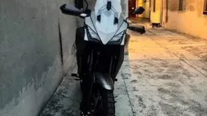 Moto Morini X-Cape 650 (2021 - 26)  (5)