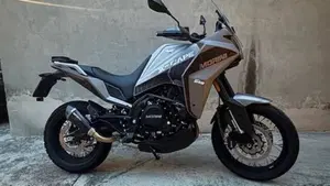 Moto Morini X-Cape 650 (2021 - 26)  (8)